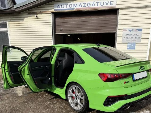 Profesionāla automazgātuve — mazgāšana un detailing Vegu Auto
